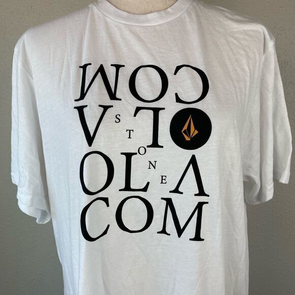 NWT Volcom T-Shirt Size L - Picture 2 of 6